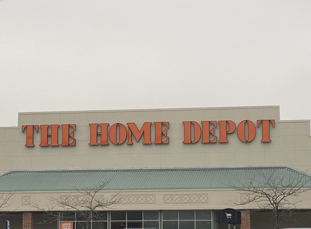 Who Is The Voice Of Home Depot Commercials