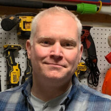 Bruce Ladson headshot.